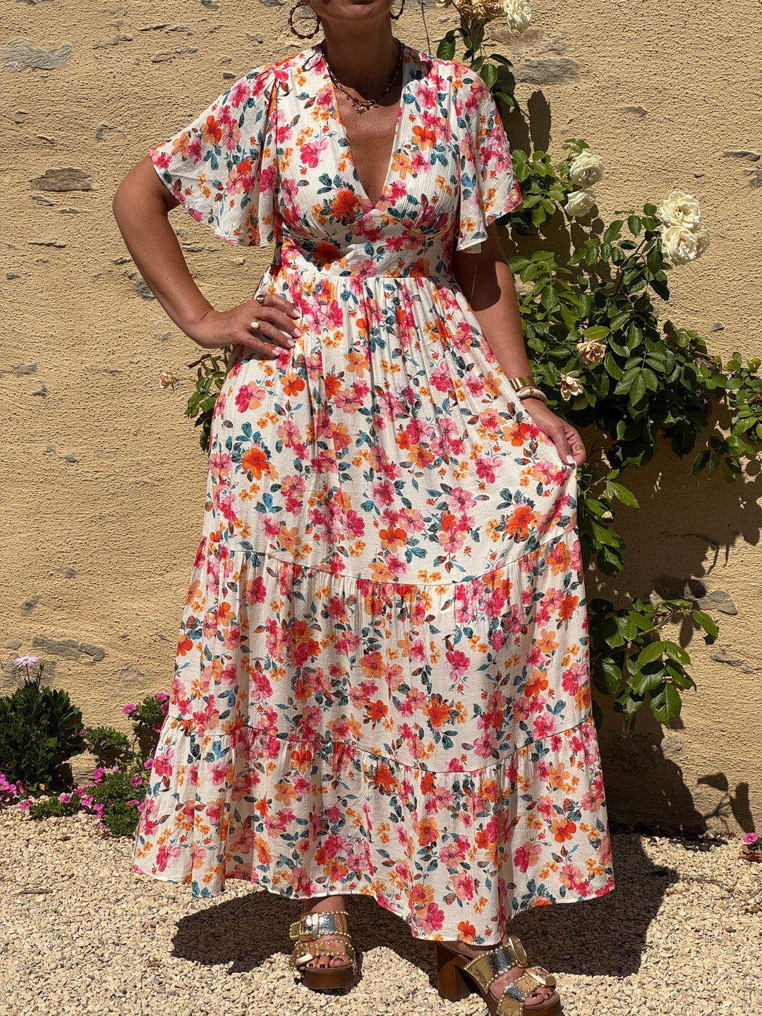 Robe imprimé floral multicolore fond beige MIRANDA In April 1986