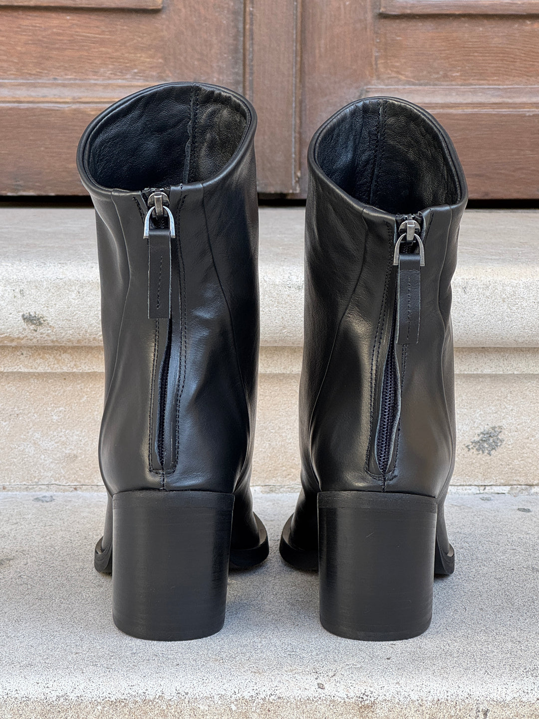 Schwarze Leder-Ankle-Boots mit Metallkappe CK7-6 Semerdjian