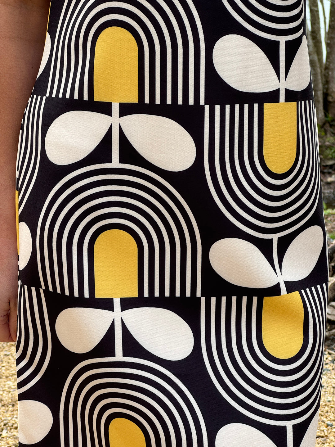 Robe SEVENTIES n°182 moutarde Hippocampe