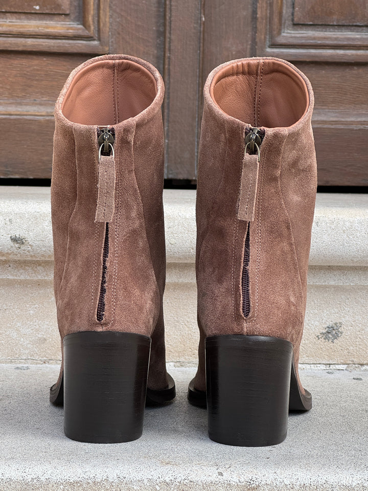 Kamelfarbene Stiefeletten mit Lederabsatz und Metallkappe CK7-6 Semerdjian