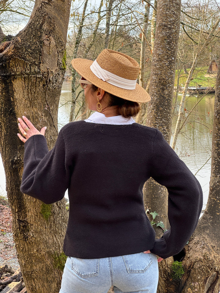 Gilet noir col V boutons bijoux soleil CHARLIE