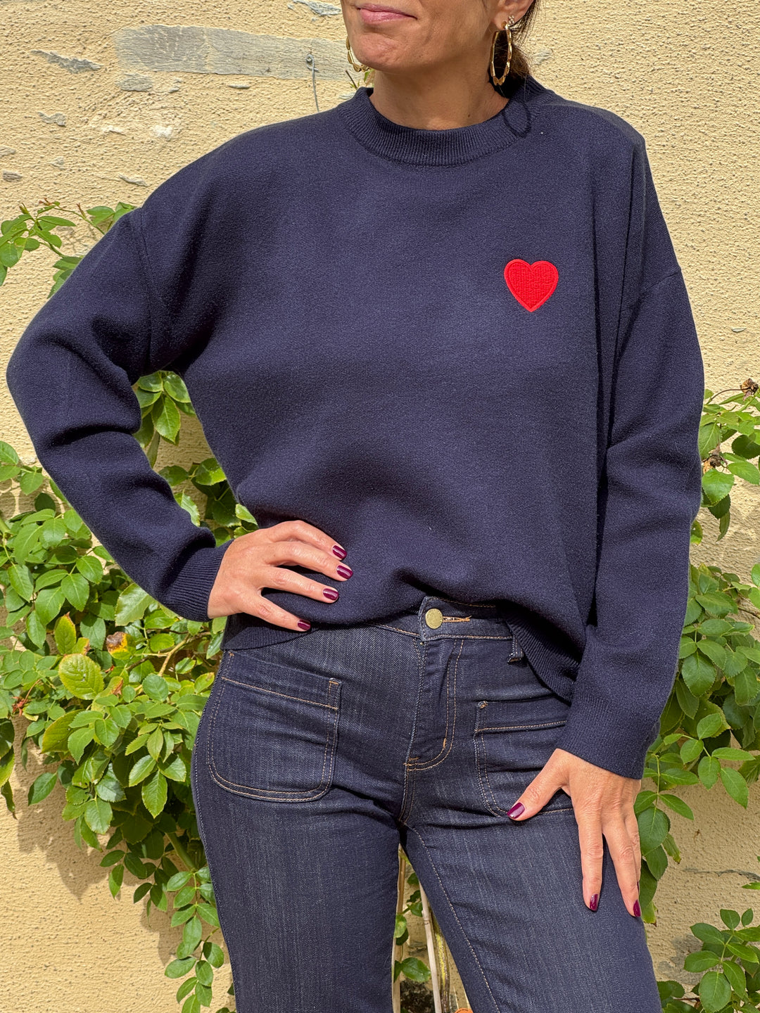 Pull cœur dentelle blanche ajourée dos marine CŒUR