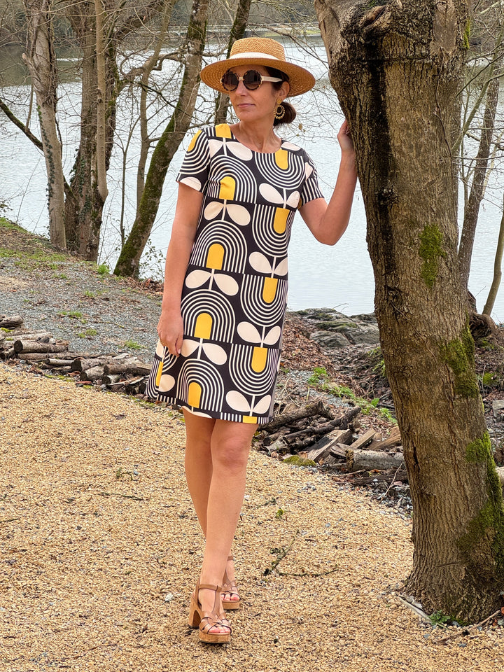 Robe SEVENTIES n°182 moutarde Hippocampe