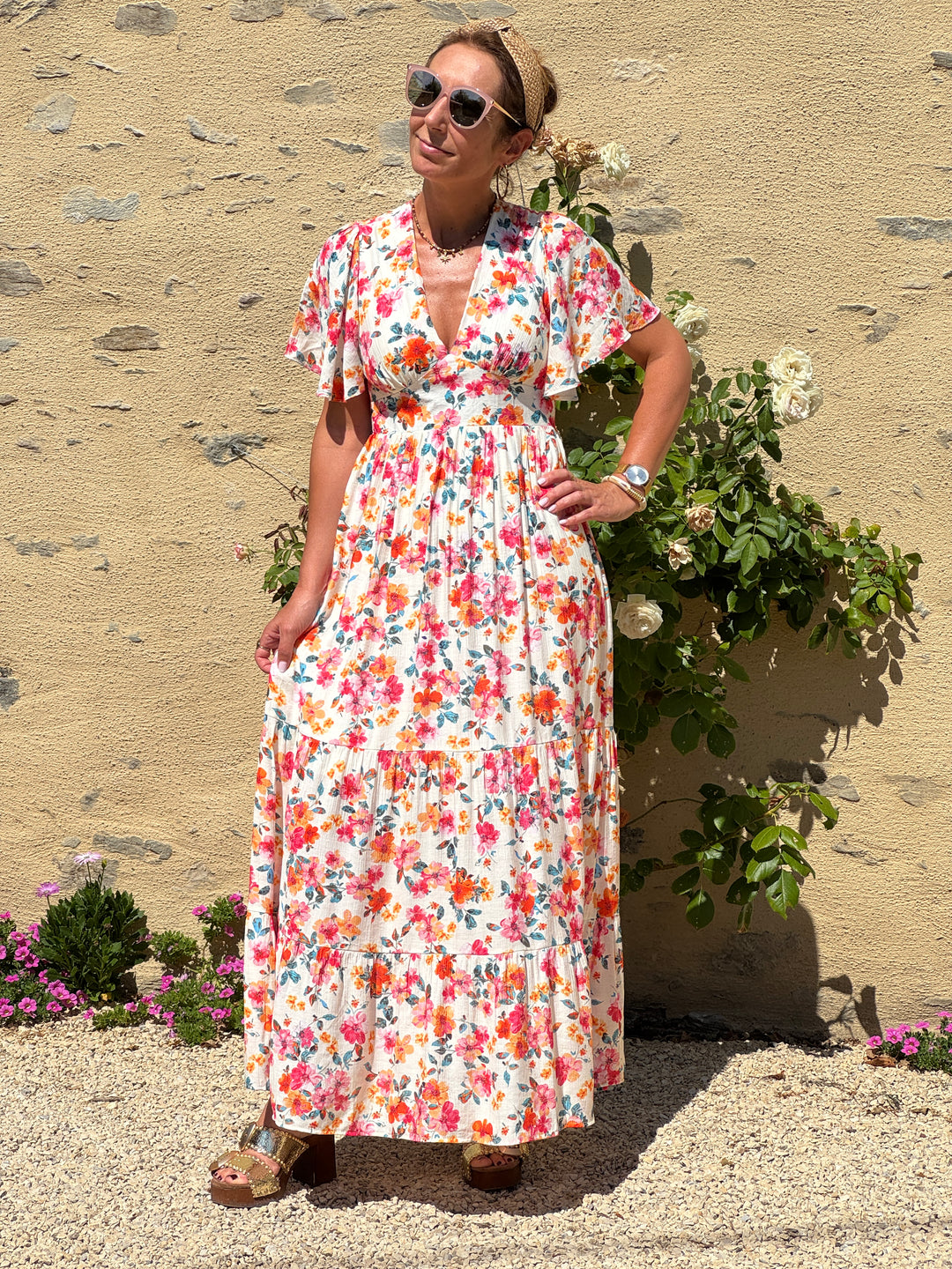 Robe imprimé floral multicolore fond beige MIRANDA In April 1986