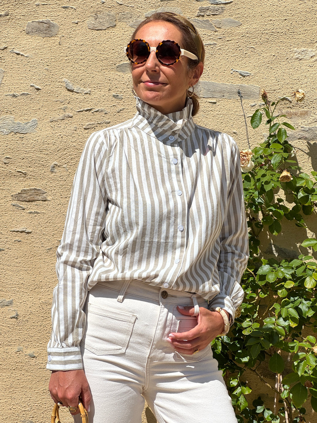 Chemise rayures tennis kaki sur fond blanc SAMAR In April 1986