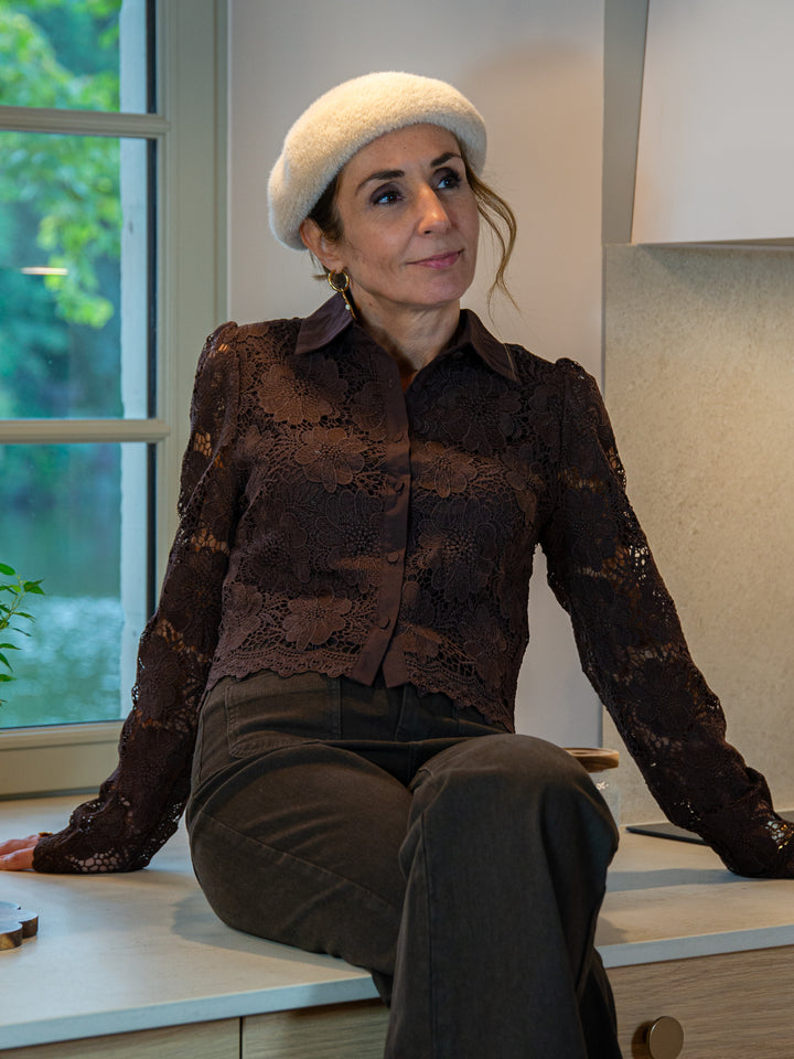Chemise chocolat broderies florales ANNA