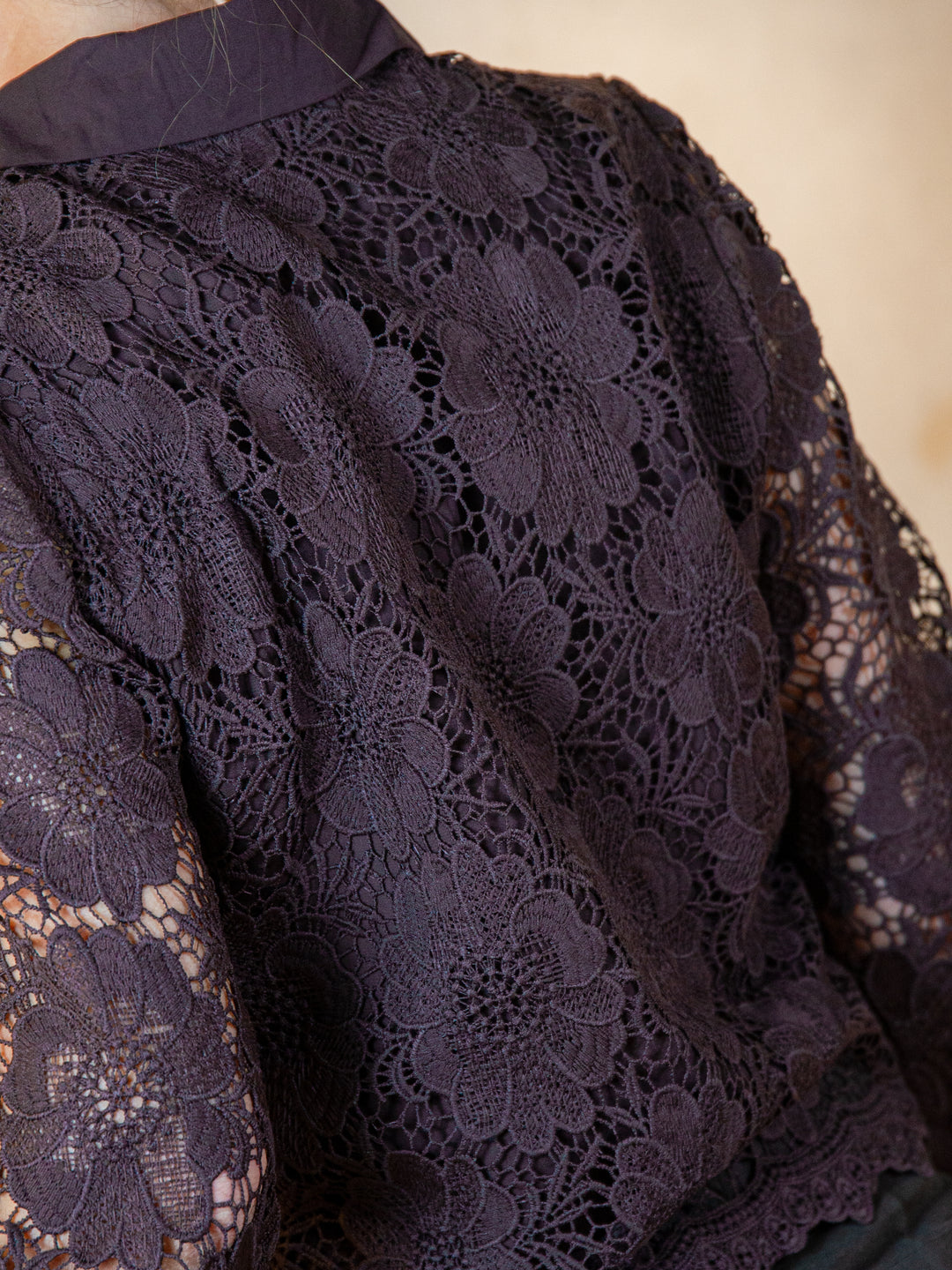 Chemise chocolat broderies florales ANNA