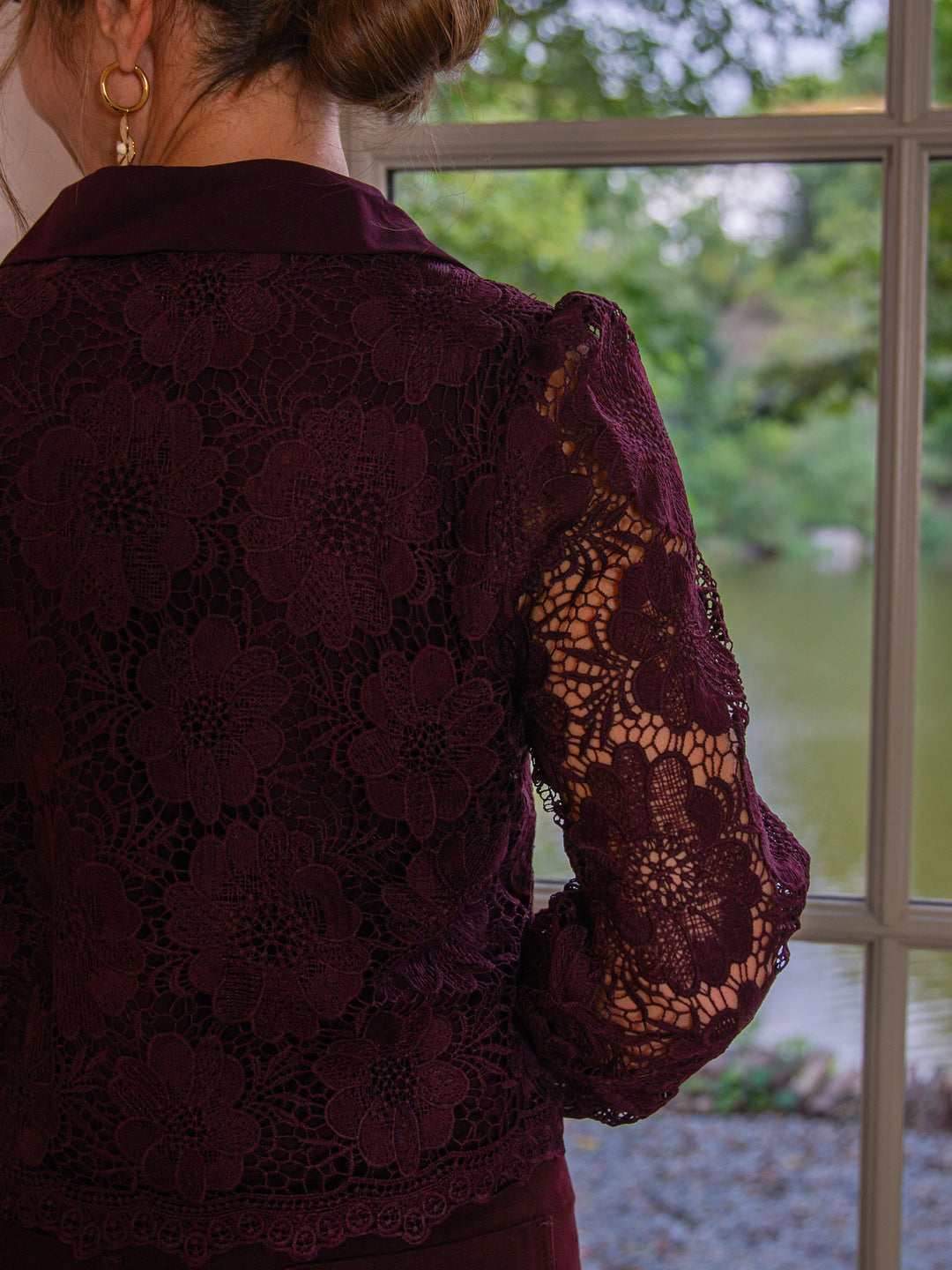 Chemise bordeaux broderies florales ANNA