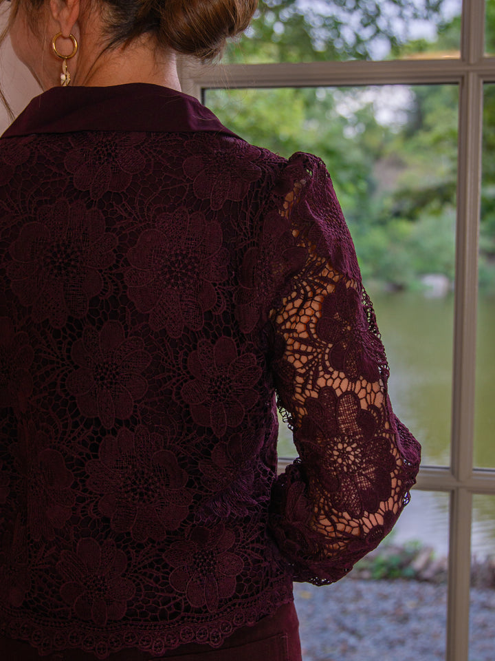 Chemise bordeaux broderies florales ANNA