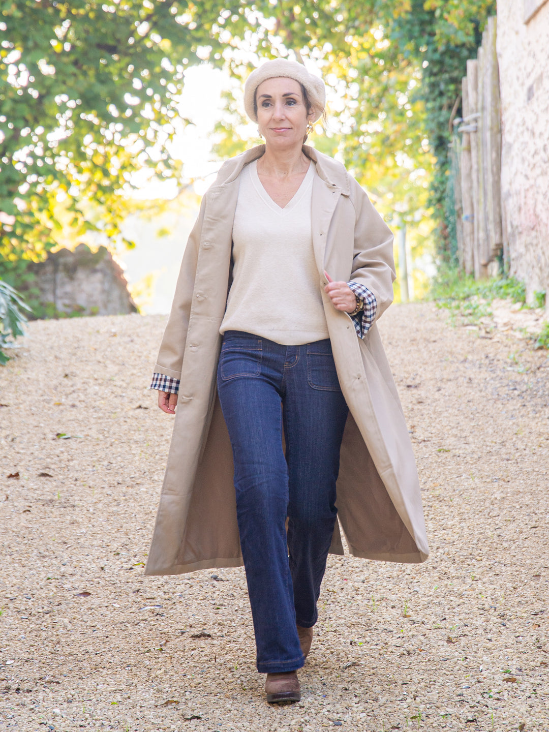 Trench long beige détail vichy marine et chocolat CALYSPSA