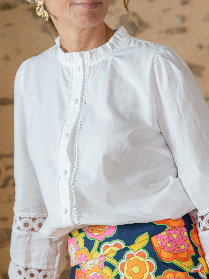 MIA bestickte weiße Bluse