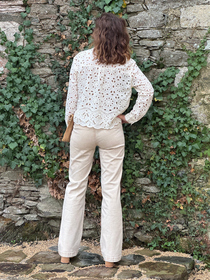 Chemise beige courte brodée LEA