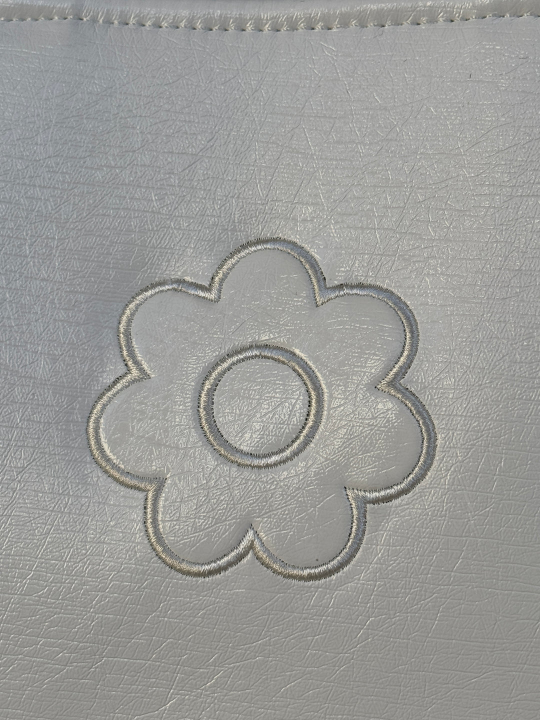 White vinyl BOWLING Hippocampe bag