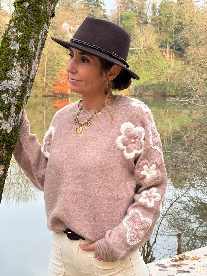 Pull beige marguerites écru et beige brodées JASMIN