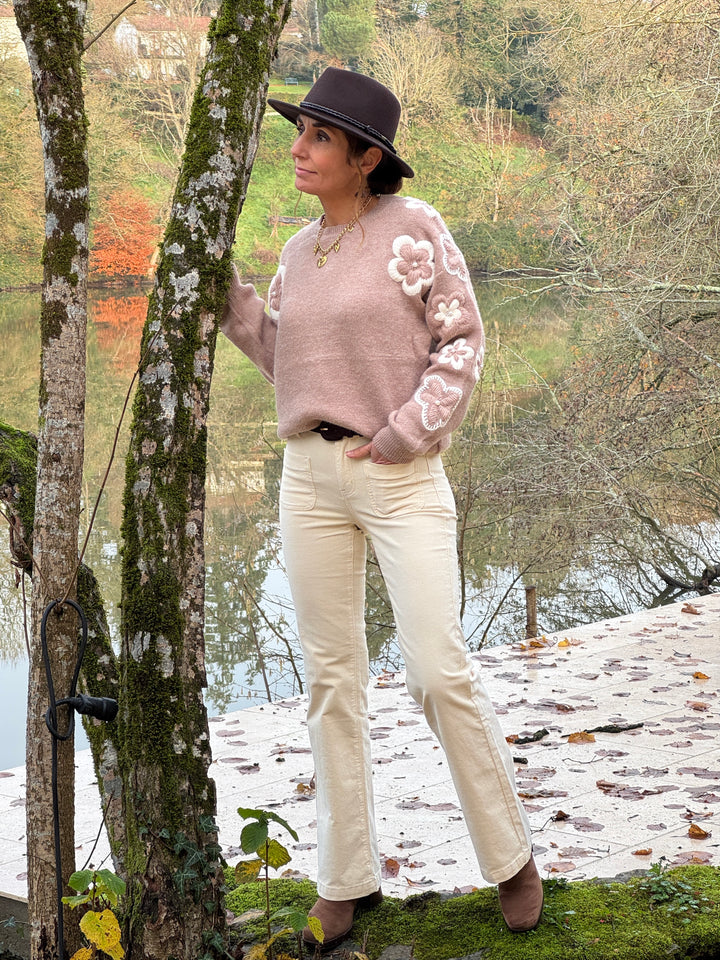 Pull beige marguerites écru et beige brodées JASMIN