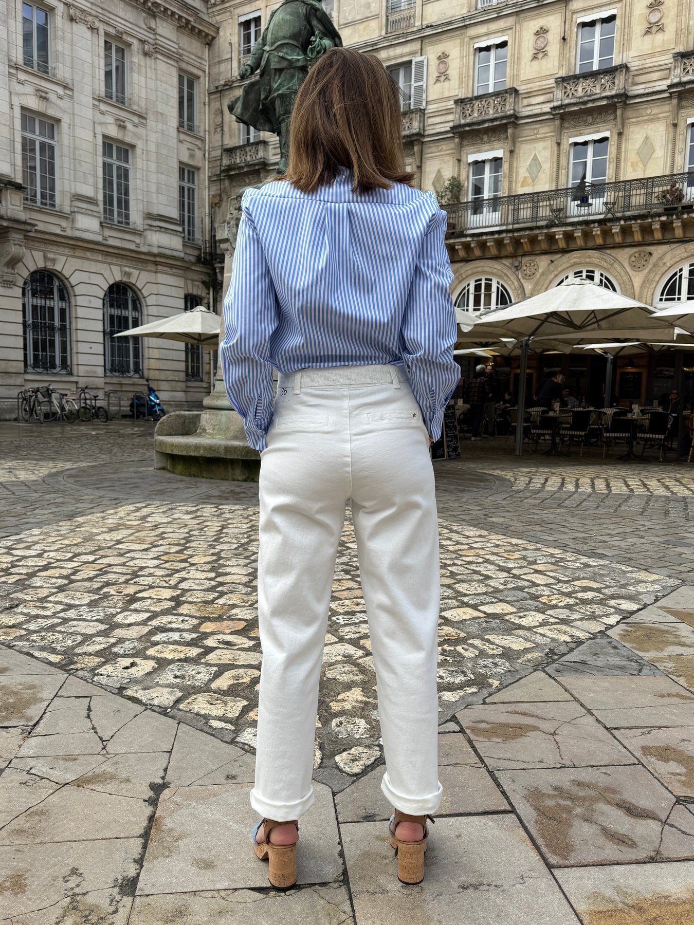Chemise chambray rayée 100% lin bleu clair femme Chemise chambray rayée 100% lin bleu clair femme