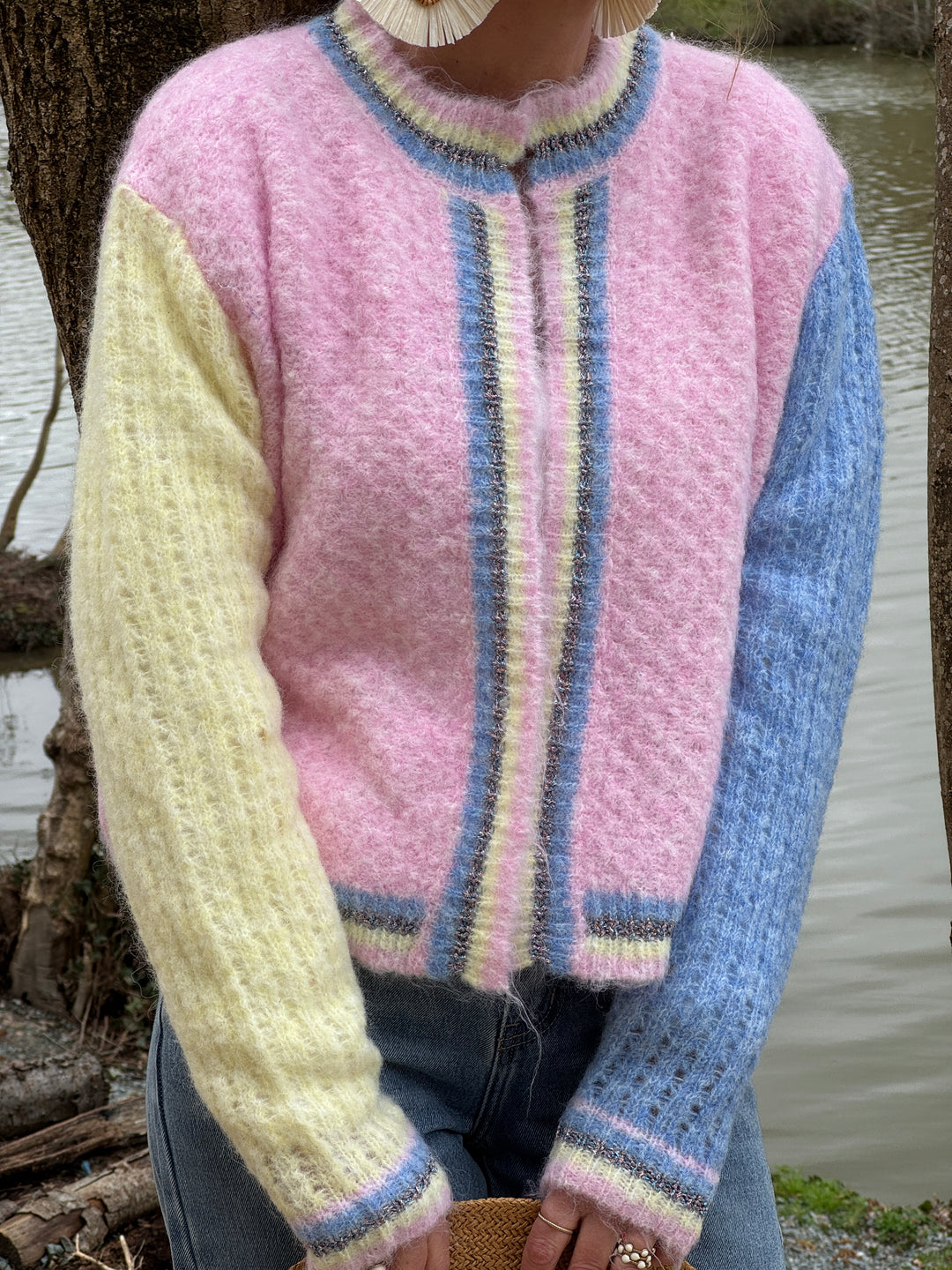 Gilet jaune bleu rose liseré brillant BERTILLE