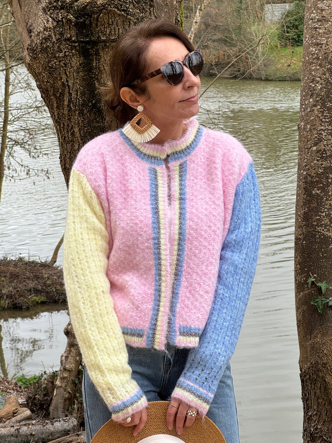 Gilet jaune bleu rose liseré brillant BERTILLE