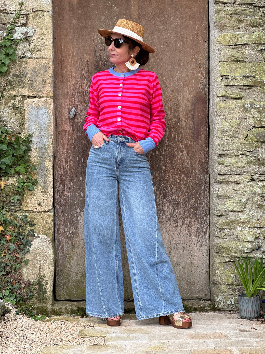 Gilet rayures rouges fond fuchsia col bleu LUCILE