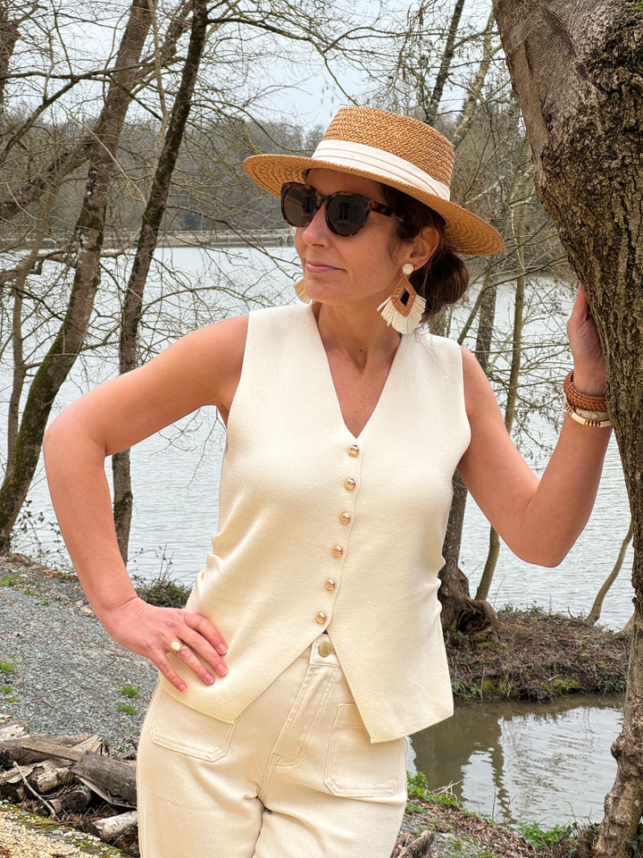 LEANDRE beige ärmellose Weste mit V-Ausschnitt
