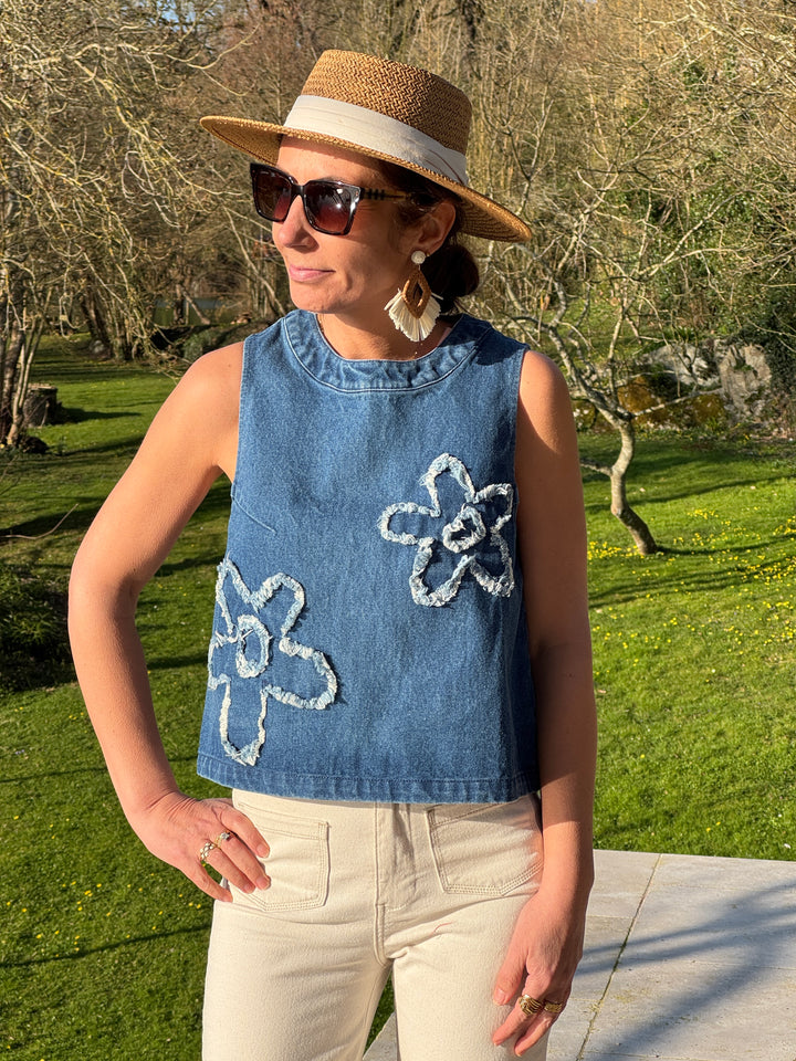 Top bleu jean broderie florale AGNES