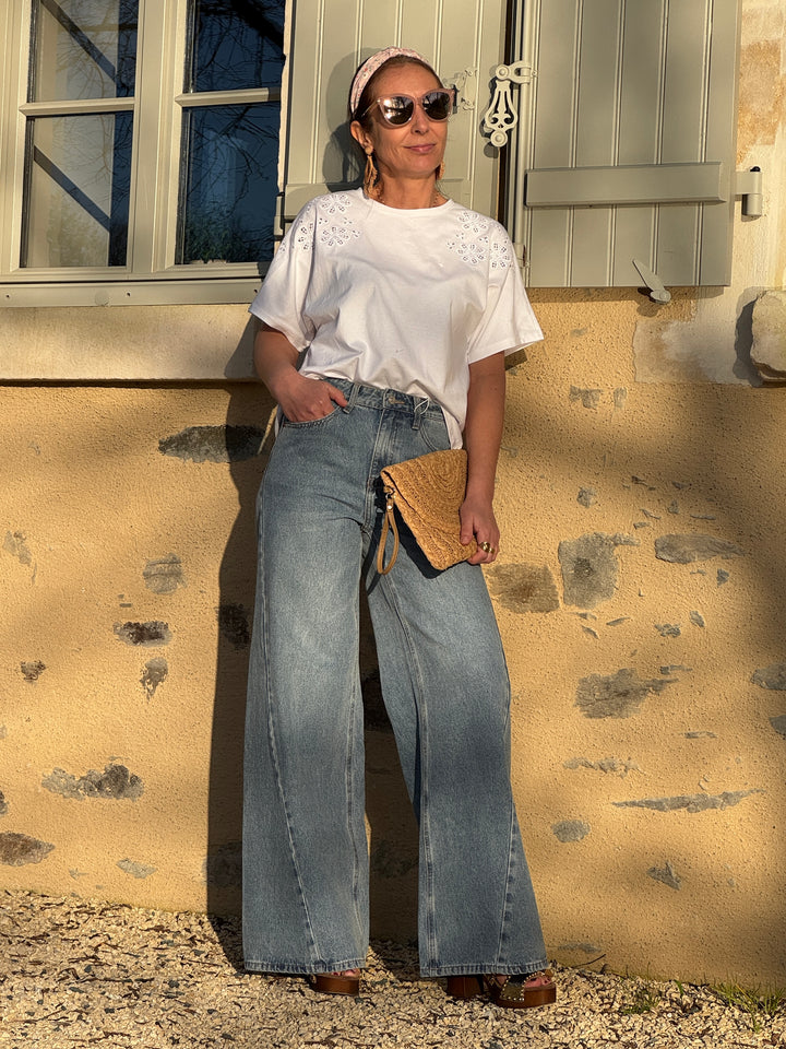 Tee‑shirt blanc broderie ajouré floral ADA