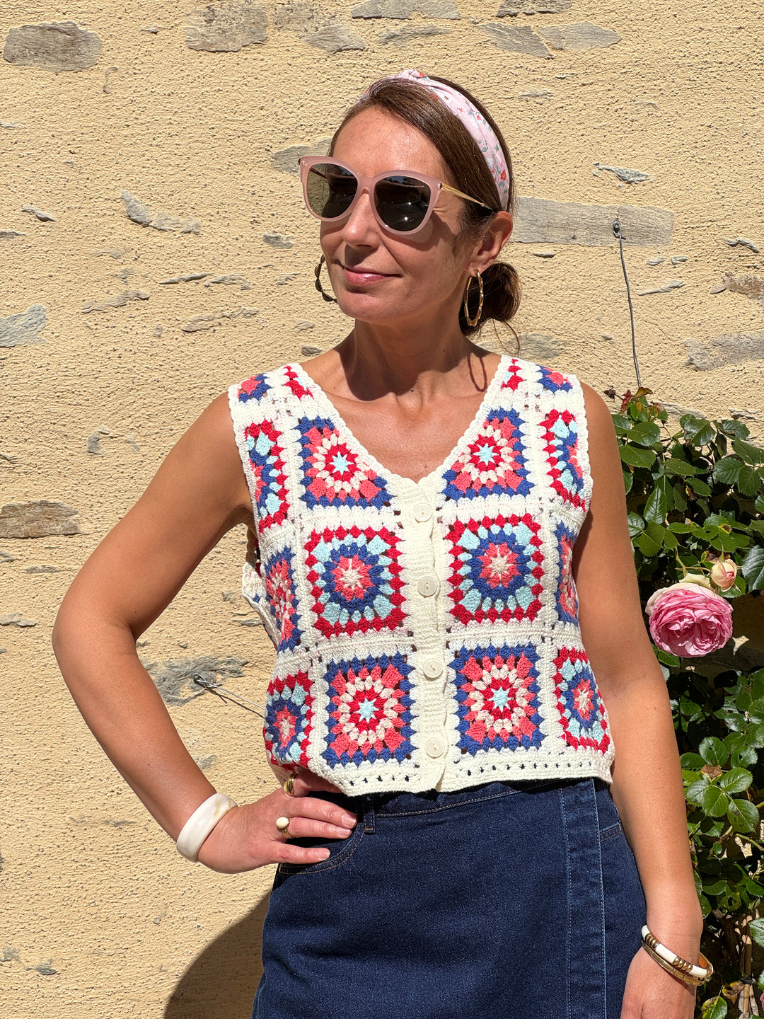 Top crochet bleu rouge bleu ciel rose beige NAWEL