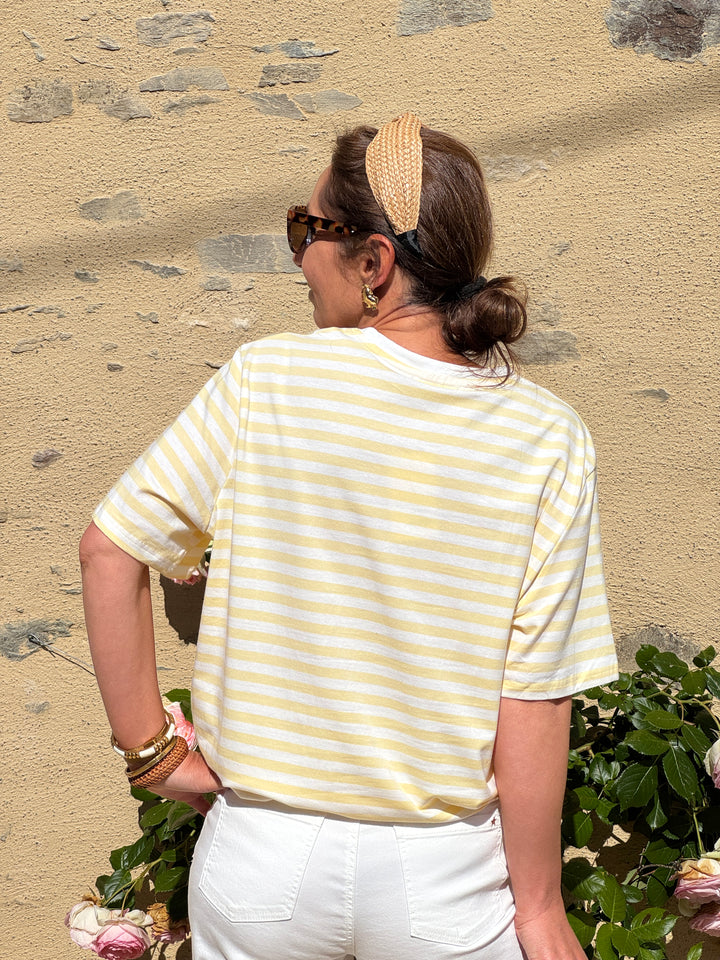 Tee-shirt jaune sur fond blanc LENA