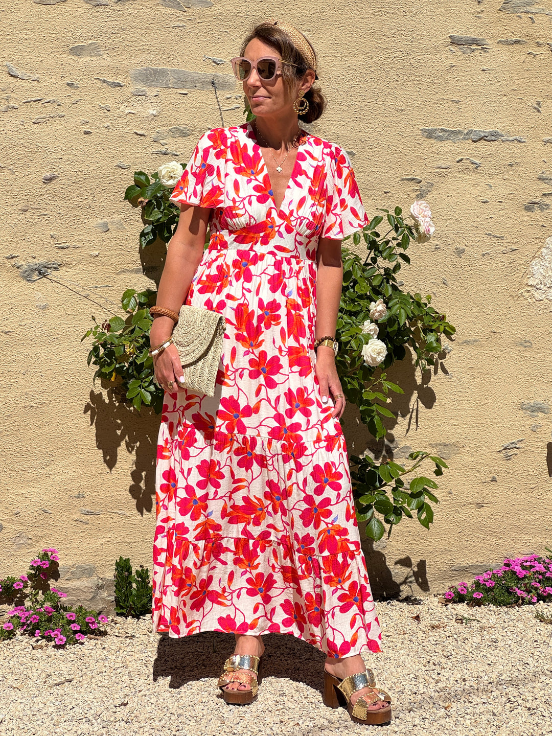Robe floral rouge, rose, orange et bleu fond crème MARIBEL In April 1986