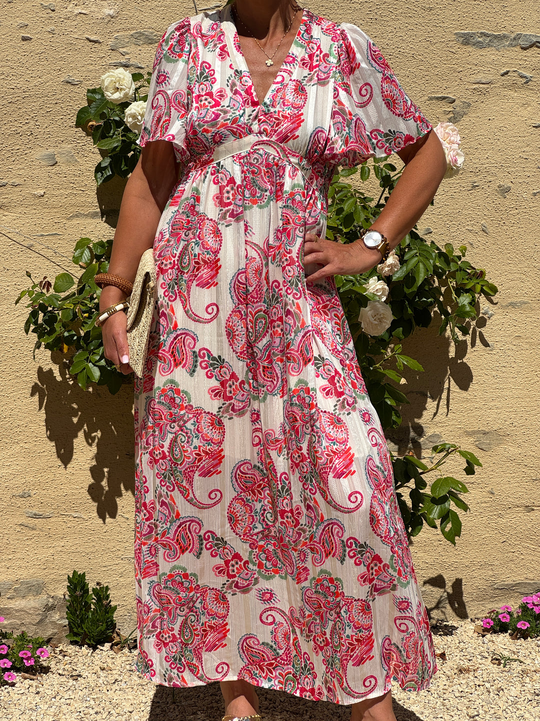 Robe imprimé floral rose, vert, rouge et orange fond blanc SUZY In April 1986