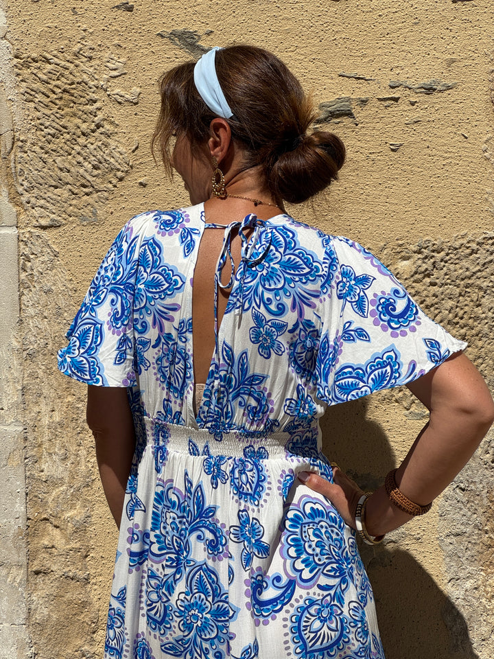 Robe longue imprimé floral bleu fond blanc SUDA In April 1986