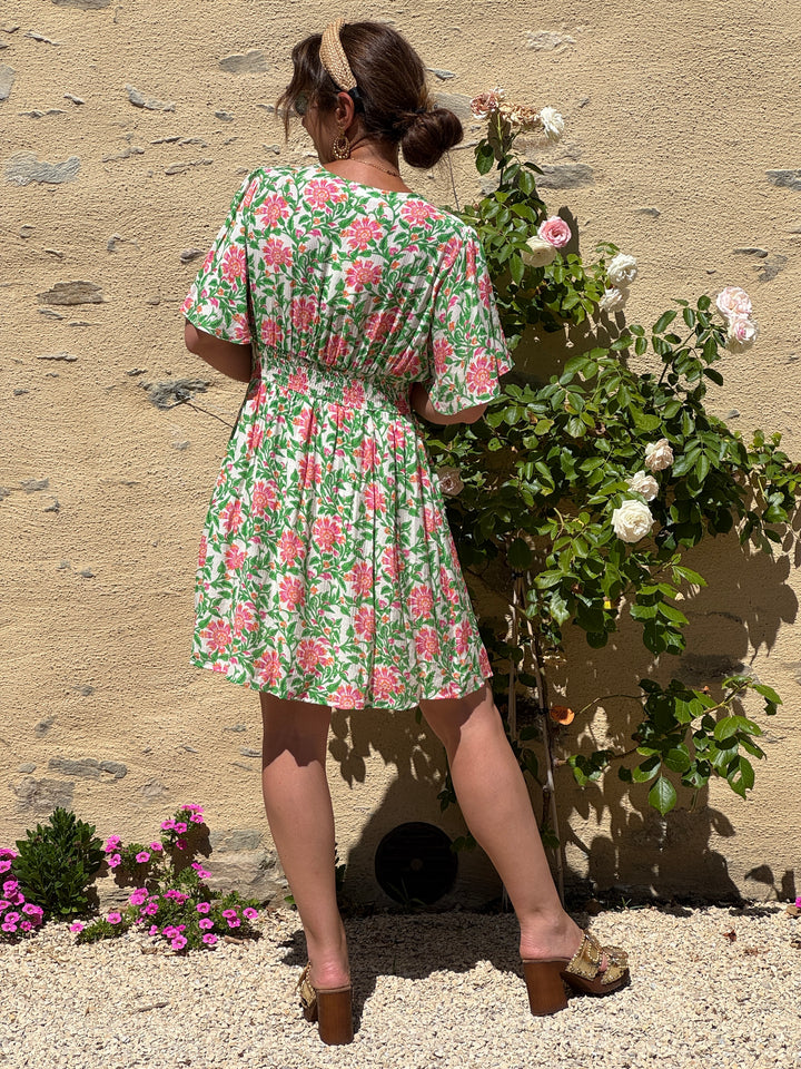 Robe floral vert, rose et orange fond blanc VANILLE In April 1986