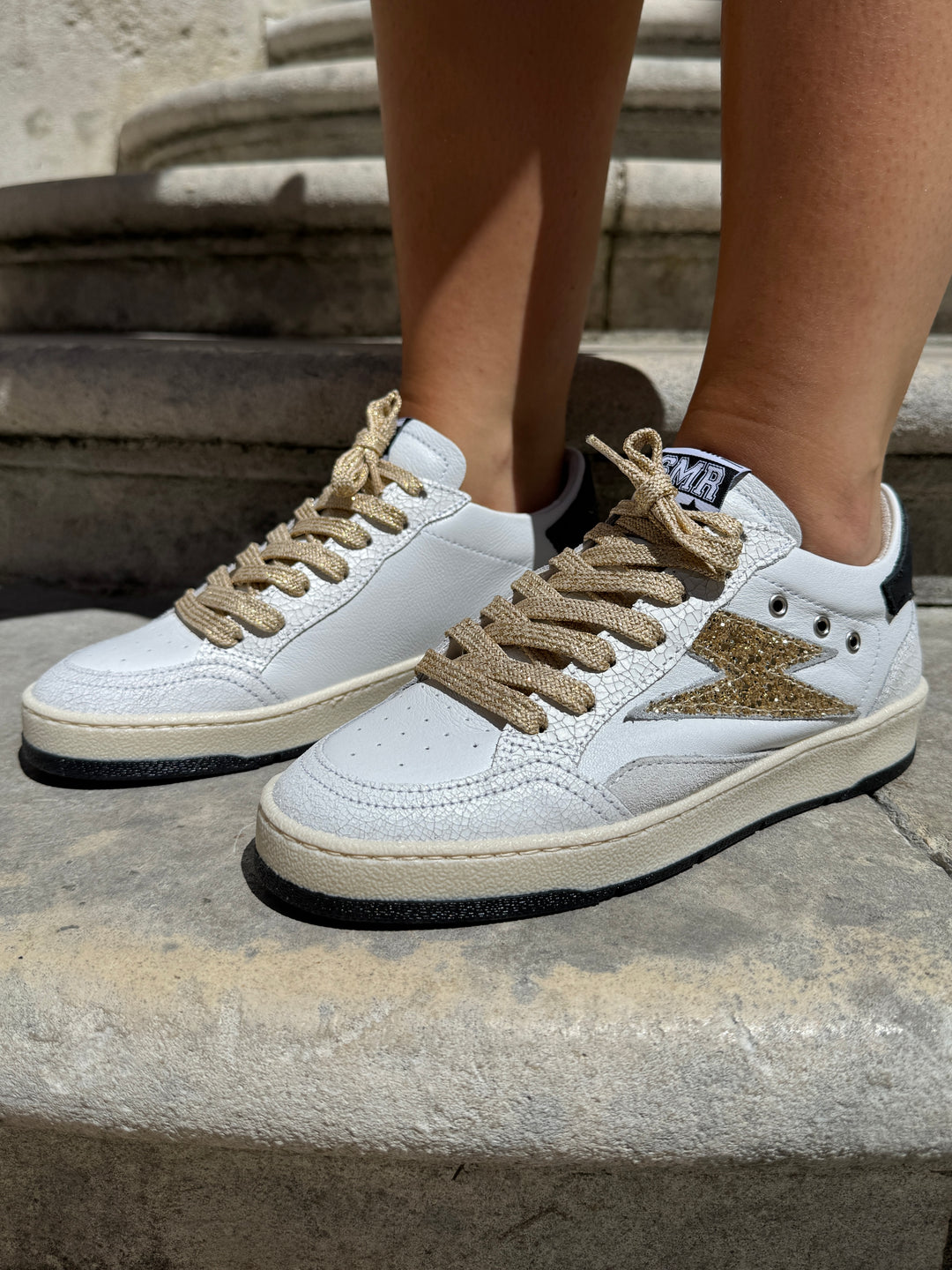 Basket blanche en cuir éclair à paillettes doré DANY C837 Semerdjian