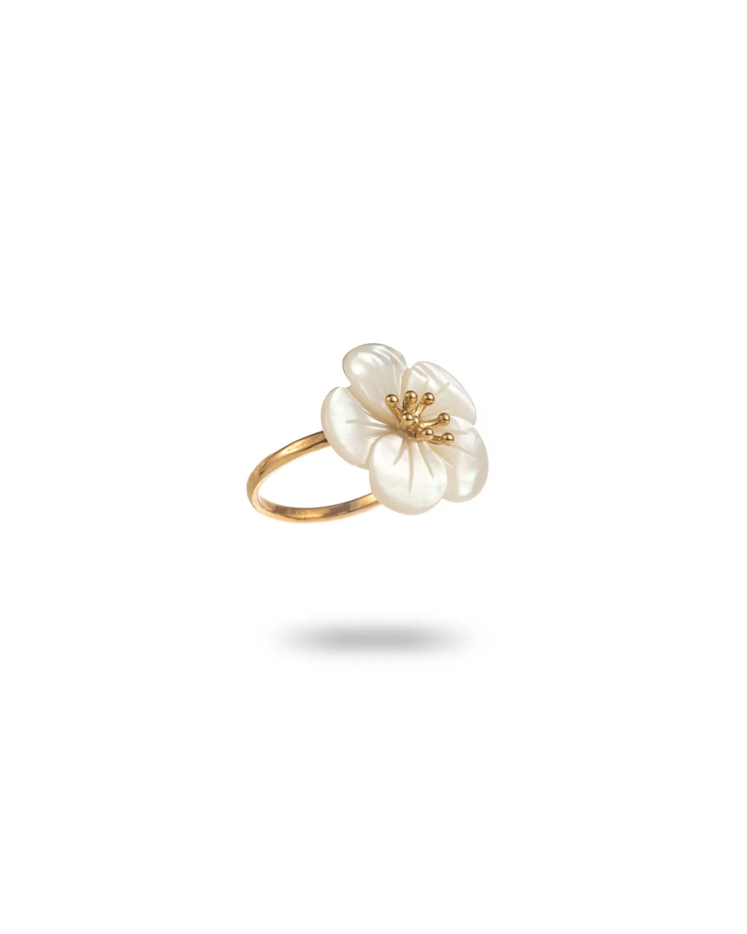 Bague fleur nacrée dorée femme en acier inoxydable, ajustable et hypoallergénique, avec pétales blancs nacrés