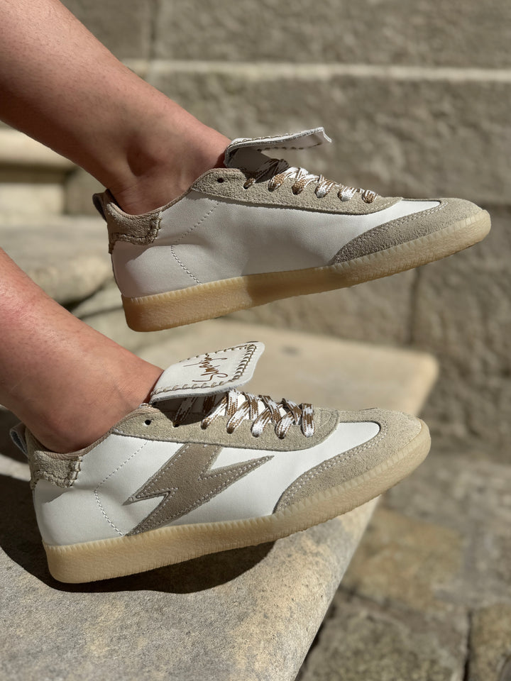 Baskets basses grosse languette AVA C163 en cuir éclair camel Semerdjian