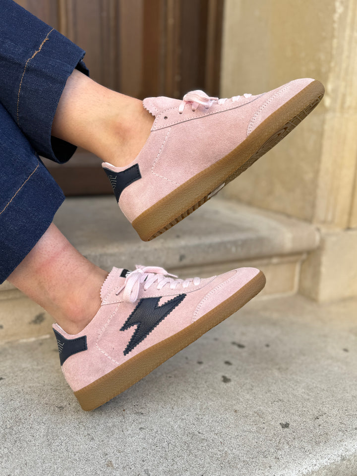 Baskets basses en suédine rose poudrée avec éclair marine ASLAN B101 Semerdjian