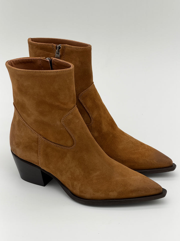 Bottines camel Semerdjian TORONTO Camoscio Egytp en cuir suédé pour femme, bout pointu, talon biseauté et fermeture éclair latérale, style santiag western.
