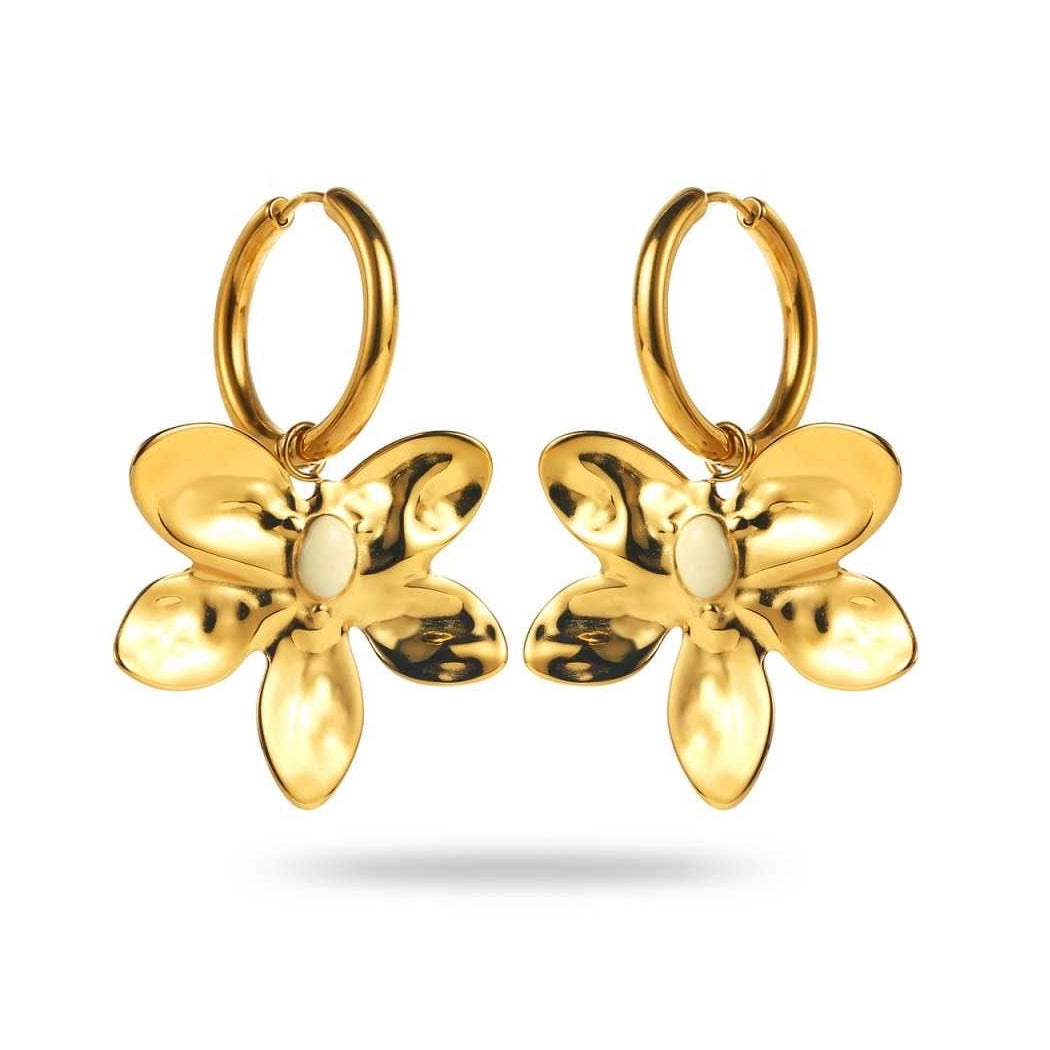 Boucles d’oreilles en acier inoxydable doré avec anneau, fleur et perle blanche au centre, hauteur 4,8 cm, hypoallergéniques et résistantes à l’eau