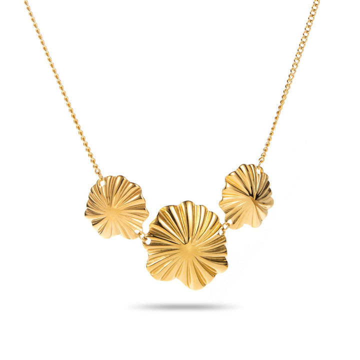 Collier doré en acier inoxydable avec trois pendentifs coquillage – bijou réglable et résistant à l’eau