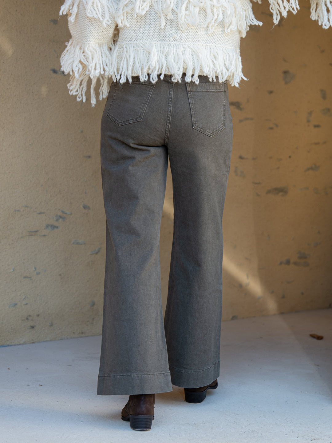 jean kaki GASPARETTE Oraije vu de dos coupe évasée