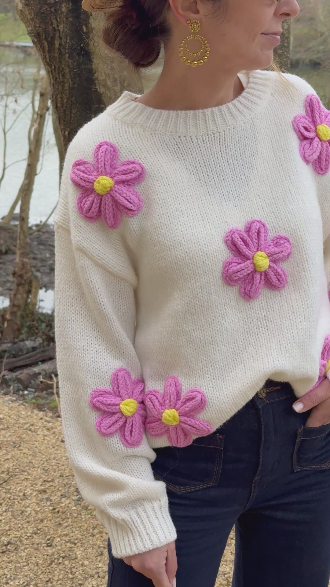 Pull écru marguerite rose col rond COQUELICOT