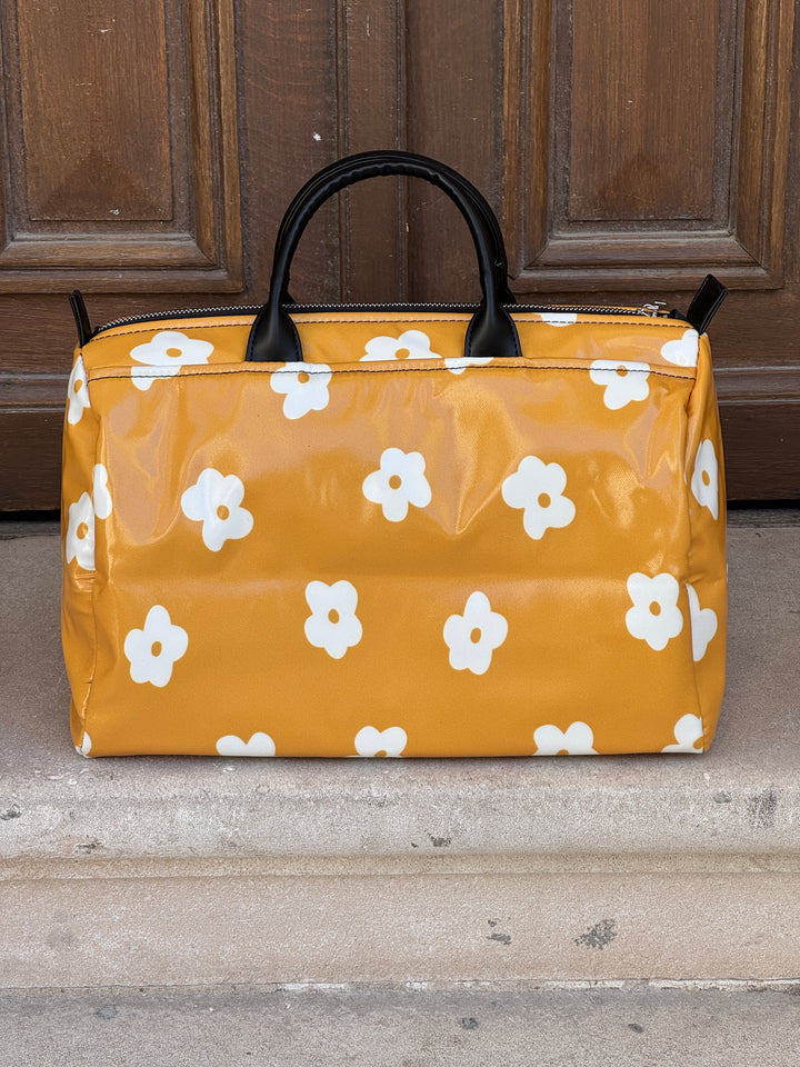 Sac bowling n°180 Hippocampe jaune à imprimé fleurs blanches, sac à main léger au style rétro et coloré.