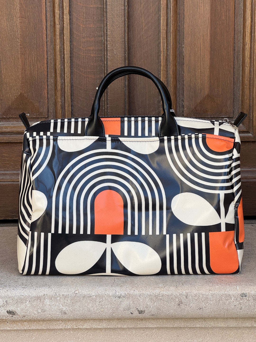Sac bowling 182 effet enduit à motif graphique noir, écru et orange, spacieux et pratique pour le travail ou les sorties