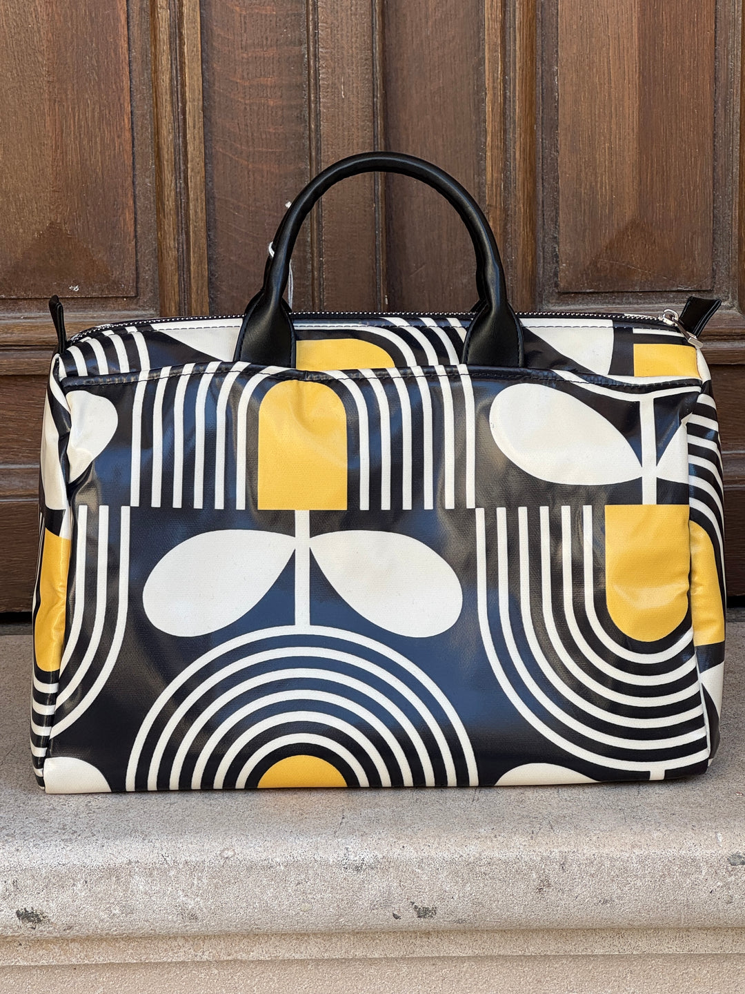 Sac bowling 182 effet enduit à motif graphique noir, écru et jaune, spacieux et pratique pour le travail ou les sorties